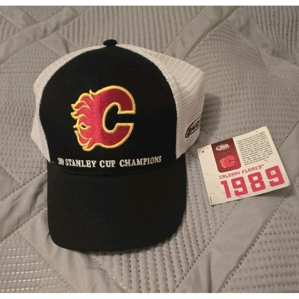 Calgary Flames 1989 Stanley Cup Champions Hat Trucker Cap NHL Bud Light Promo